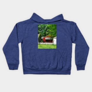 Farms - Red Farm Shed Kids Hoodie